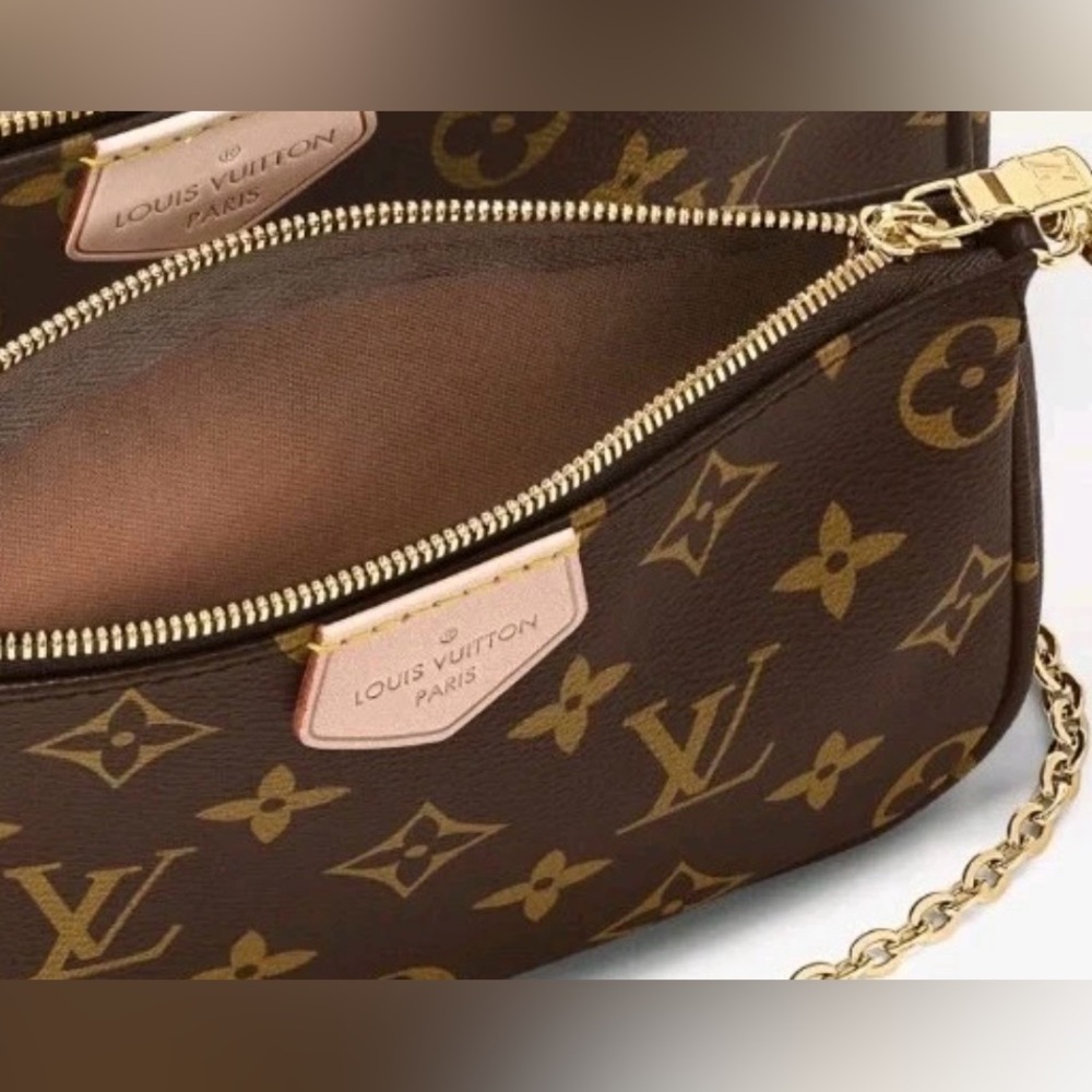 🔥Louis Vuitton Multi Pochette Accessoires Pouch Monogram Canvas Small Authentic🔥 - Picture 6 of 8